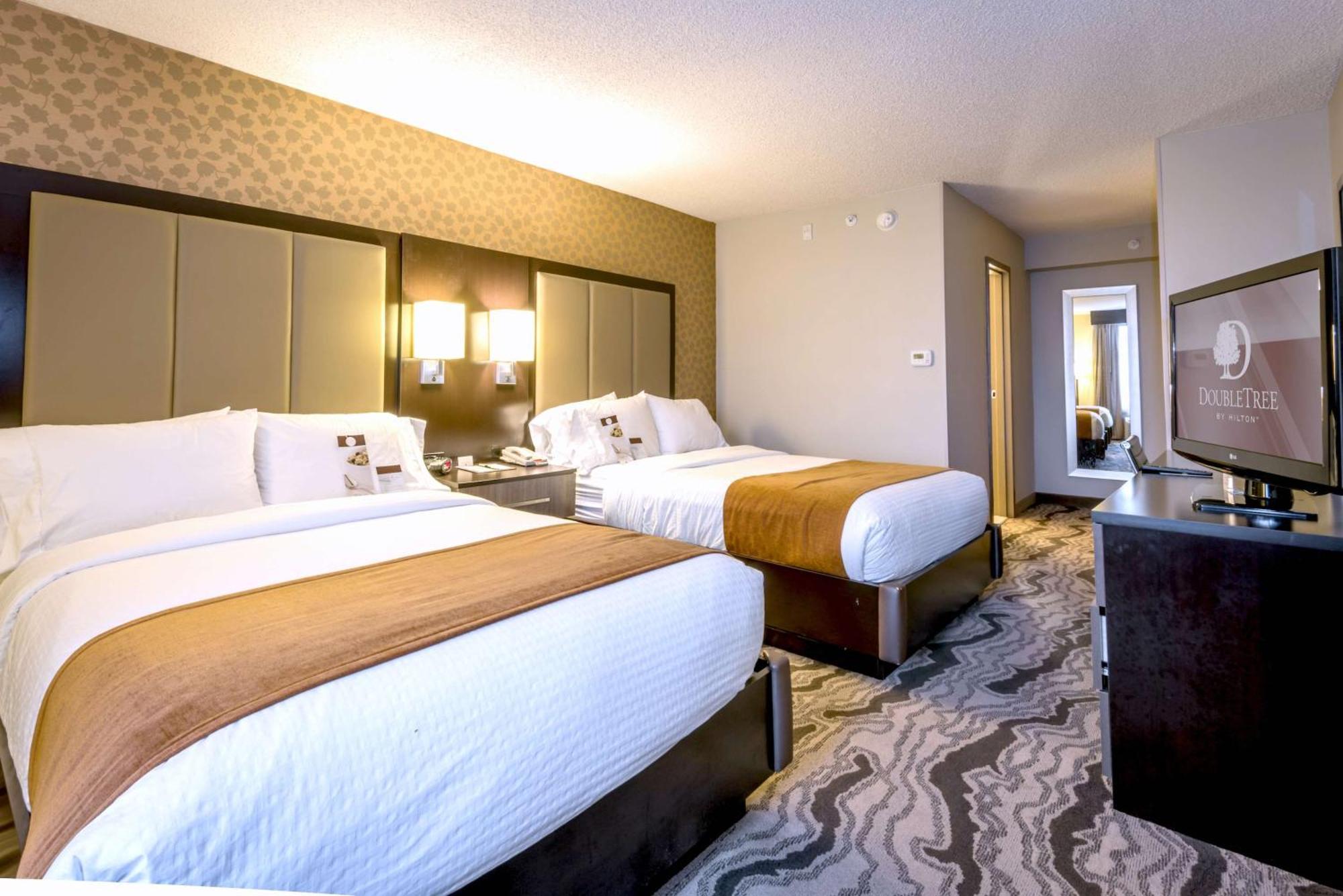 Doubletree By Hilton Montgomery Downtown Экстерьер фото