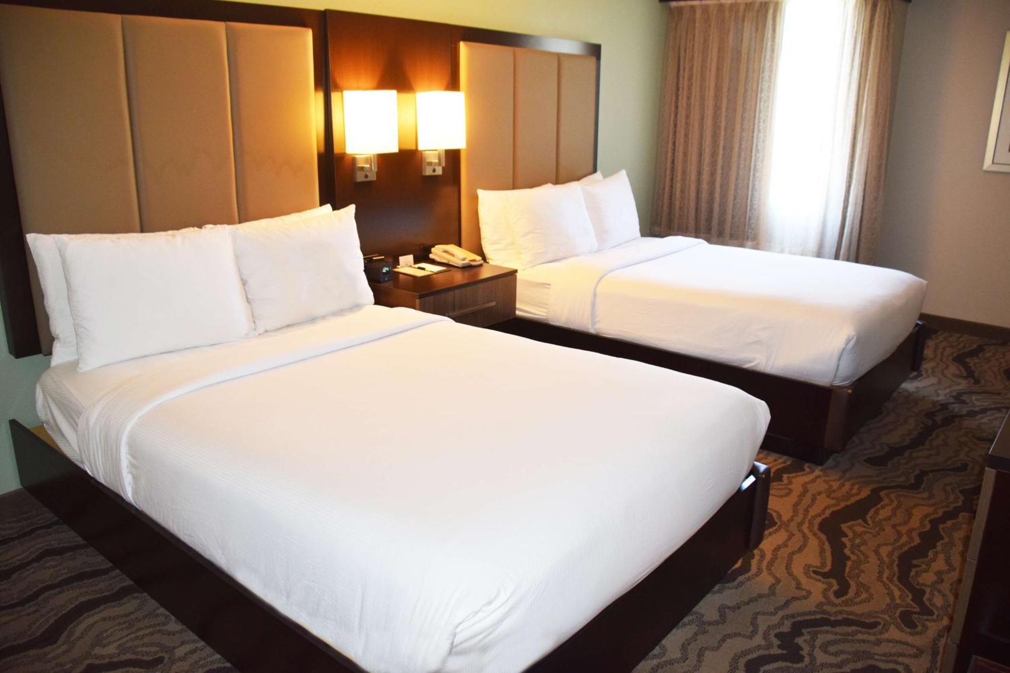Doubletree By Hilton Montgomery Downtown Экстерьер фото