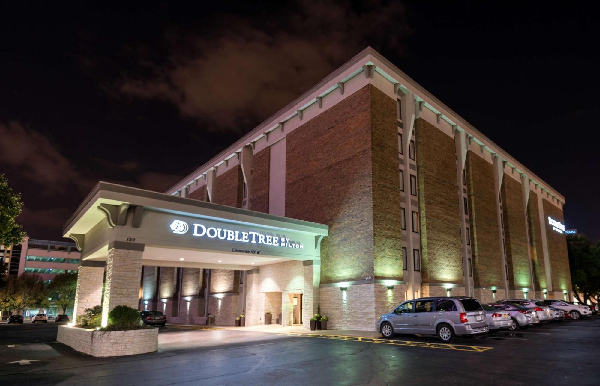 Doubletree By Hilton Montgomery Downtown Экстерьер фото