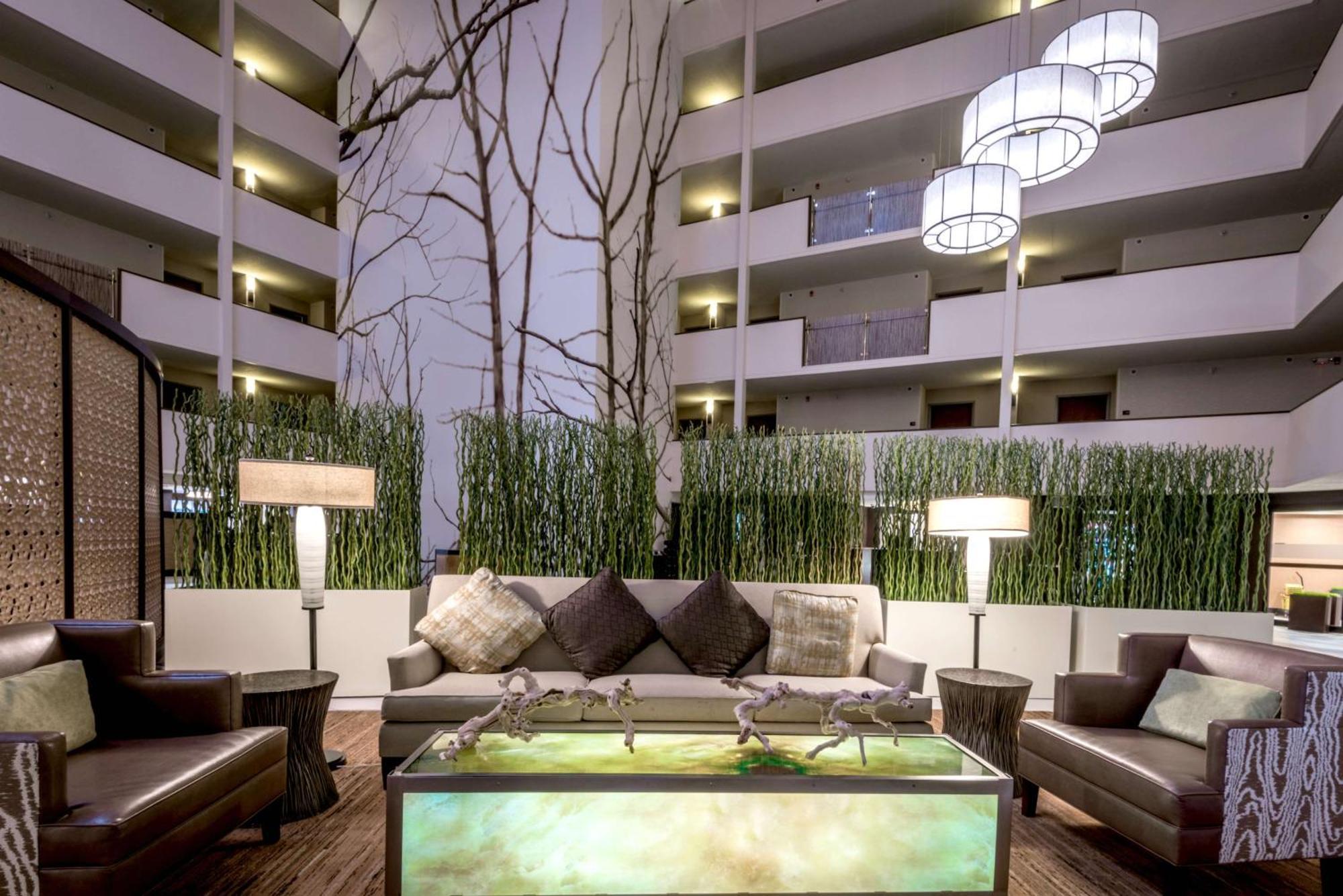 Doubletree By Hilton Montgomery Downtown Экстерьер фото