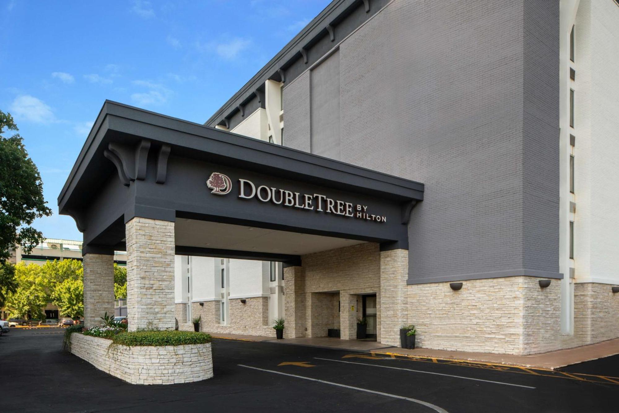 Doubletree By Hilton Montgomery Downtown Экстерьер фото